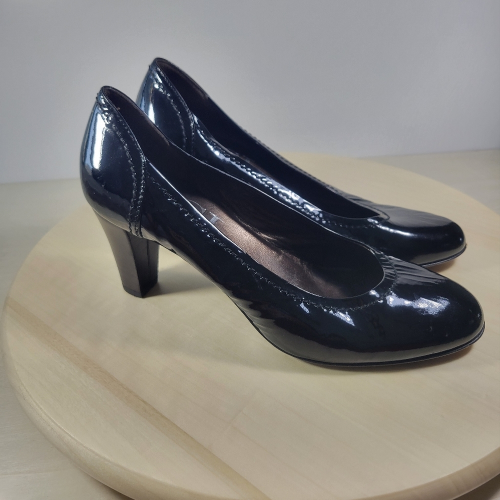 AGL Black Patent Leather Pumps Heels Classic Womens Size 8 EUR 39